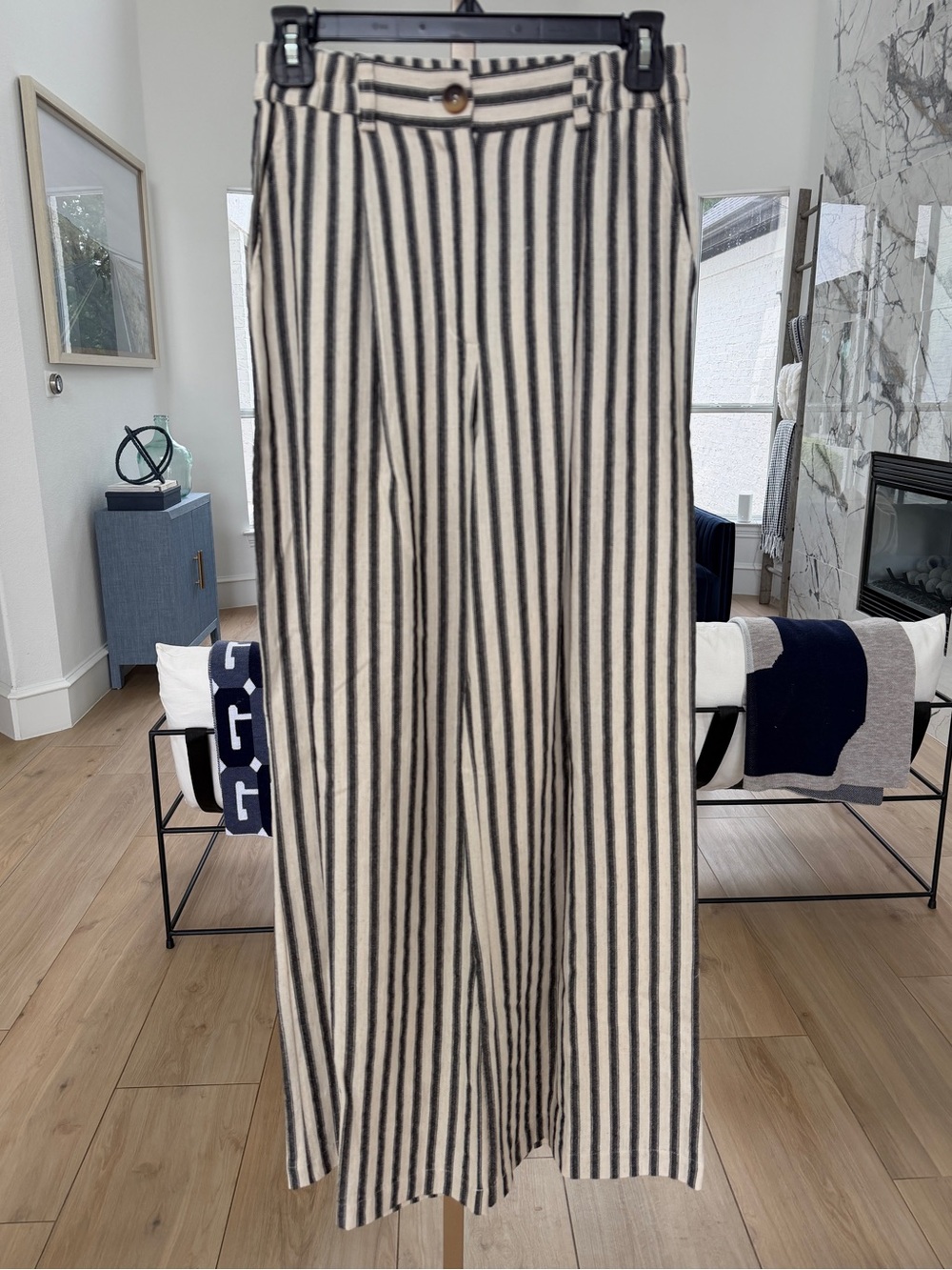 Self Contrast striped wide leg pants size XS